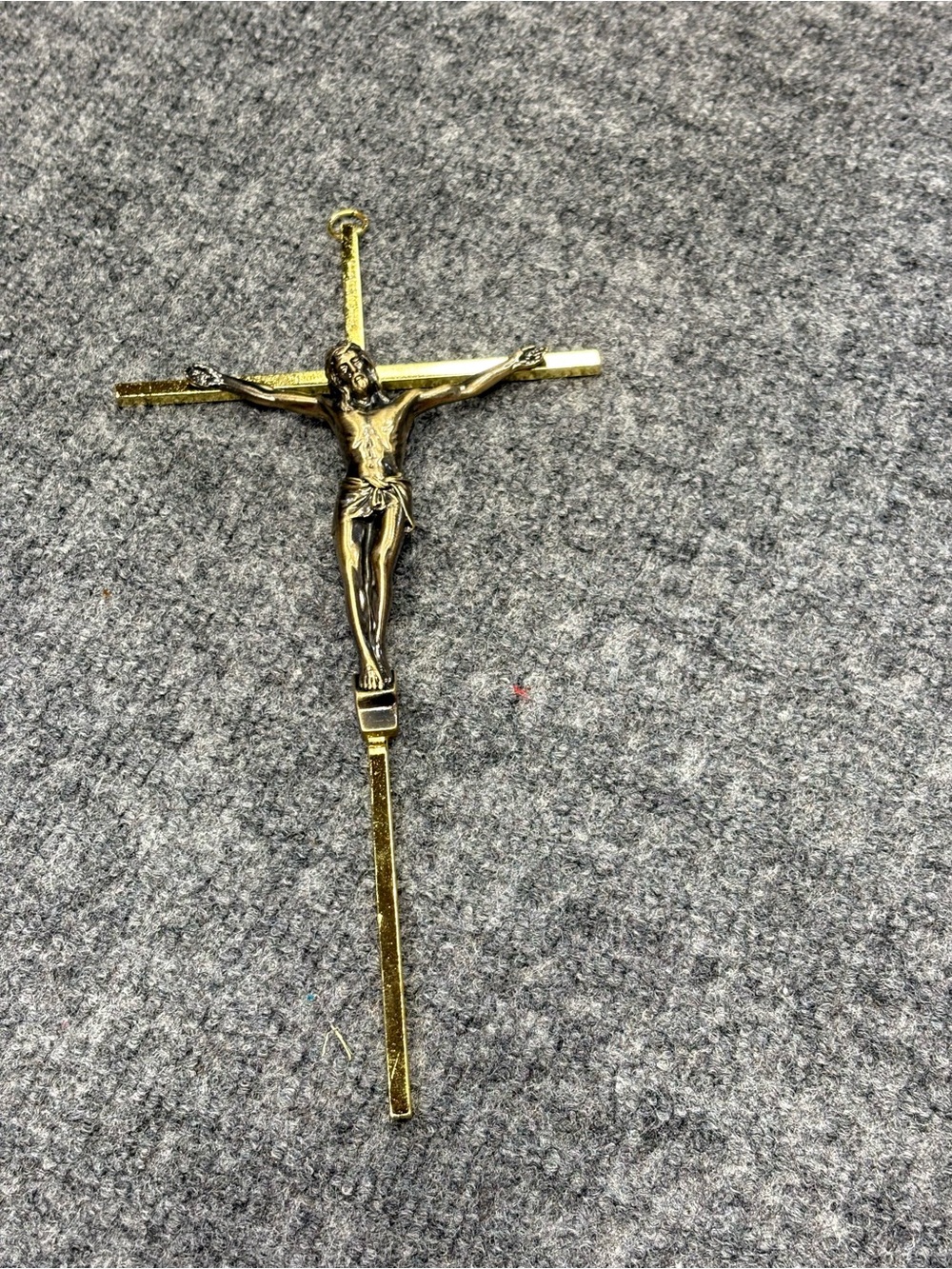 Gold Tone Bronze Vintage 20x5 Crucifix IRNY